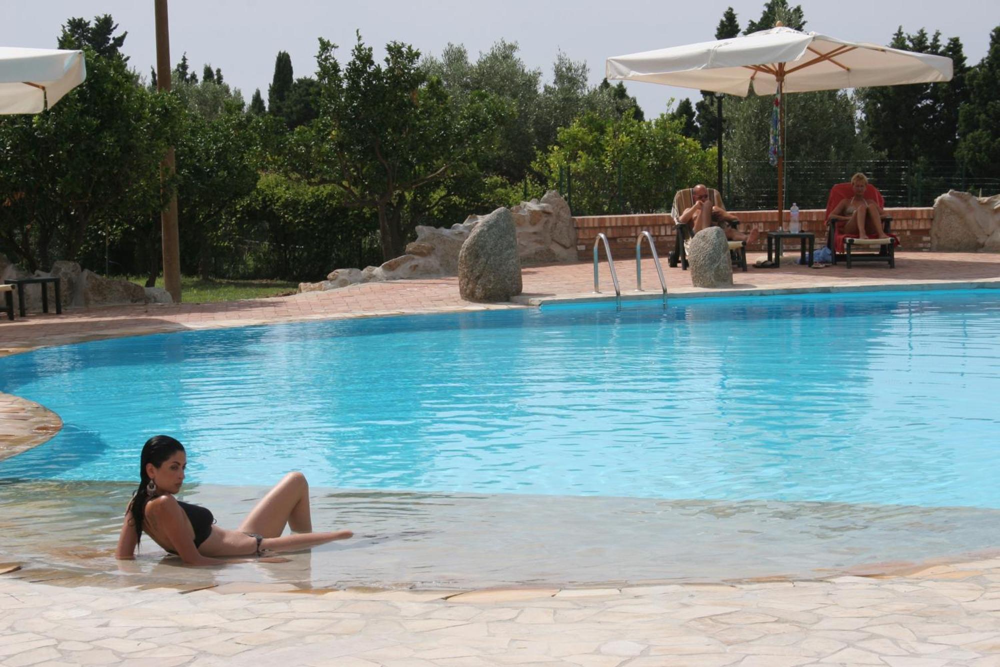 Aparthotel Residenza La Vigna Parghelia Exterior foto