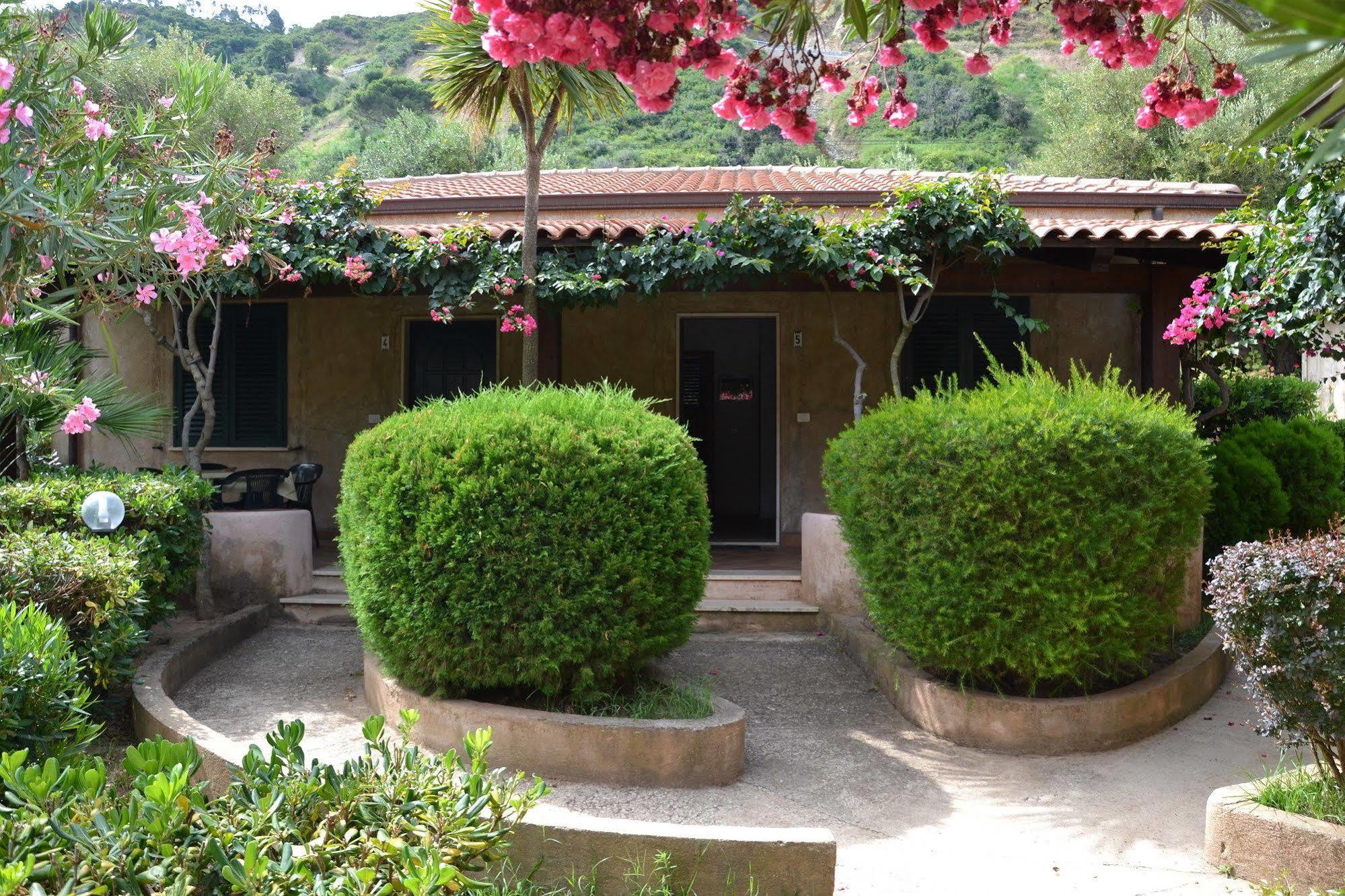 Aparthotel Residenza La Vigna Parghelia Exterior foto